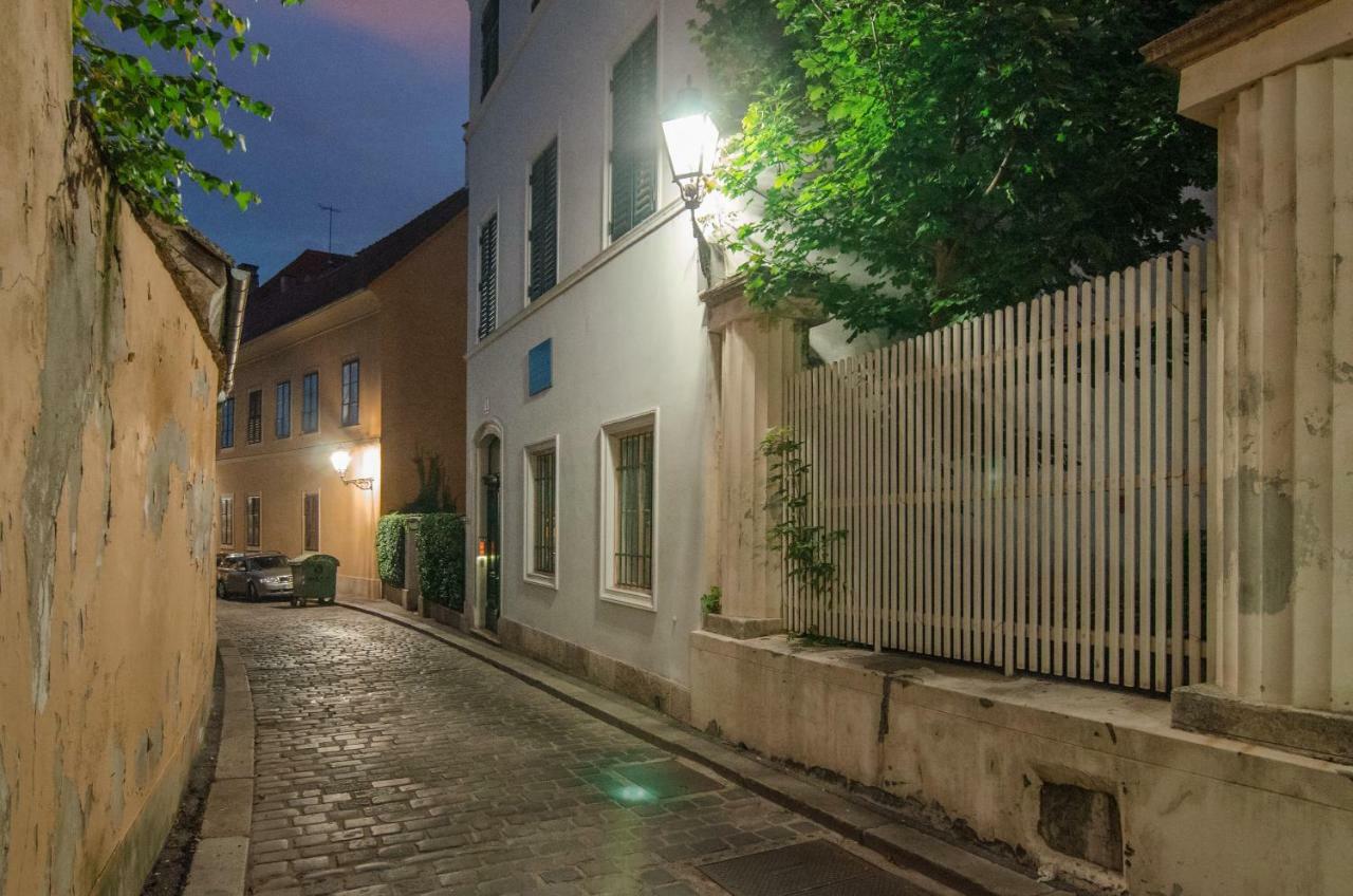 Old Town Tale Apartment Zagreb Exterior photo